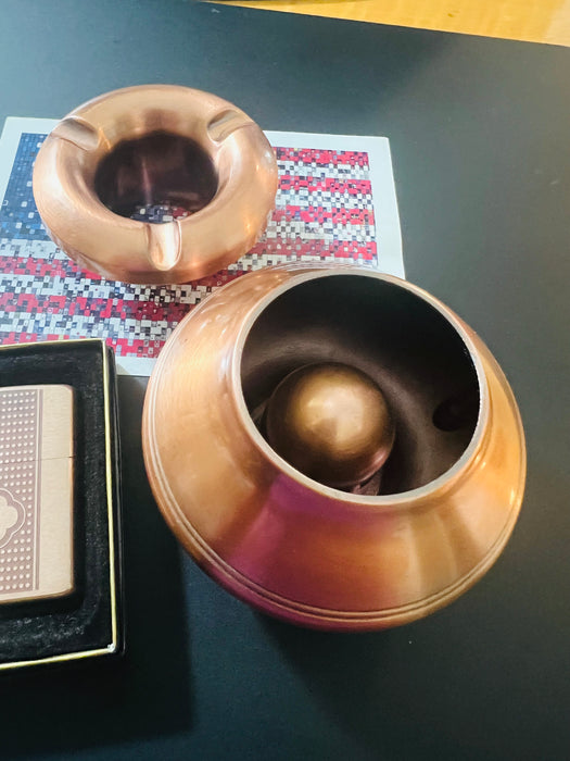 Mint 2003 Camel Copper Zippo Lighter & Ashtray Gift Set