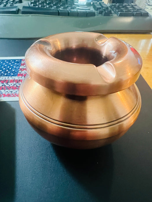 Mint 2003 Camel Copper Zippo Lighter & Ashtray Gift Set