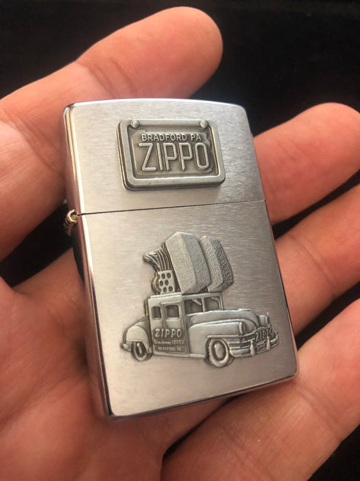 1998 50th Anniversary Zippo Car in Tin w KeyChain