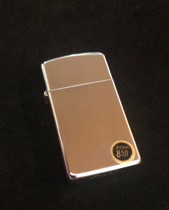 1977 High Polish Zippo Vintage Slim Lighter NOS